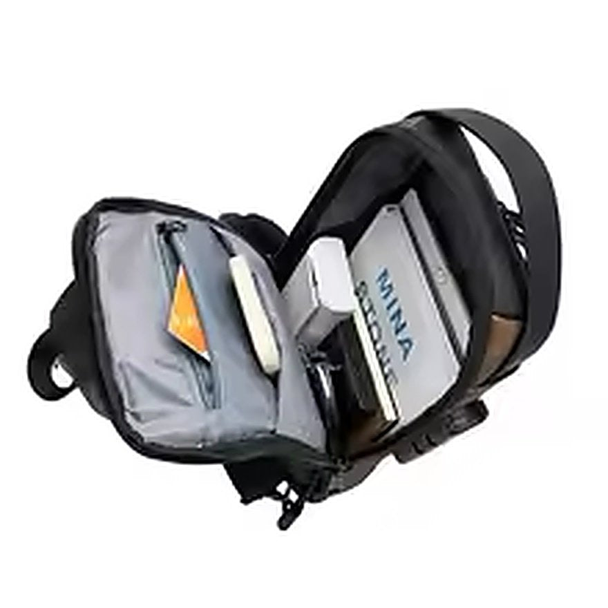 Interior de la Mochila Antirobo con bolsillos organizadores